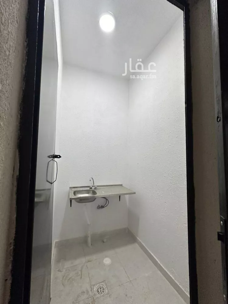 غرفة للإيجار في شارع دينار الأنصاري, حي الرمال, مدينة الرياض, منطقة الرياض صورة 3