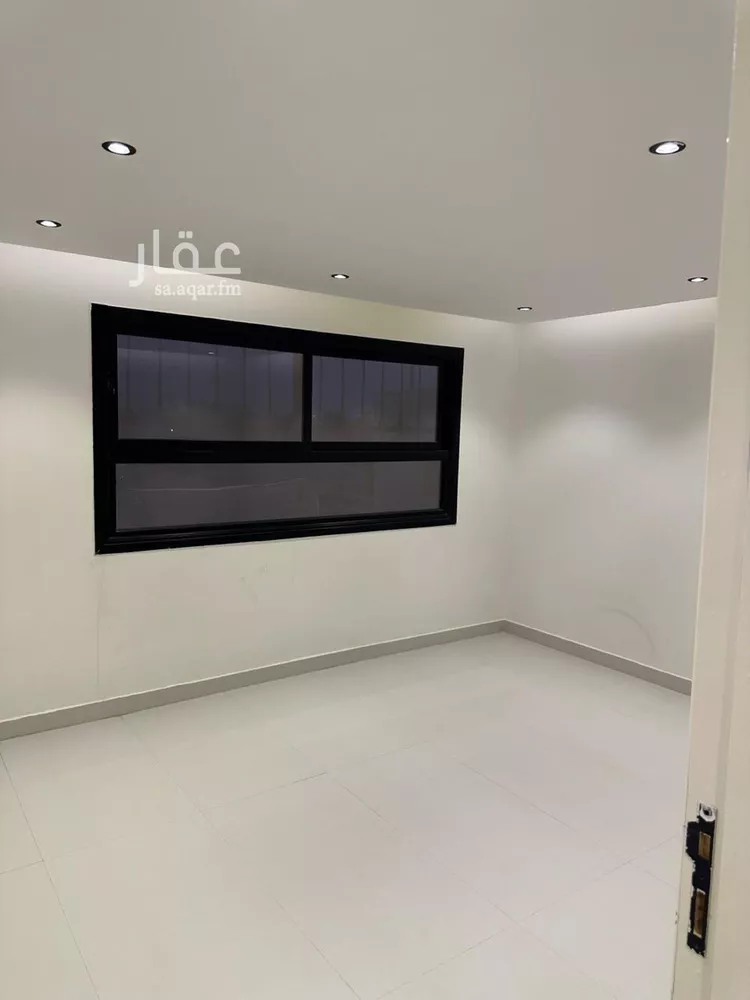 فيلا للإيجار في شارع دينار الحجام, حي الرمال, مدينة الرياض, منطقة الرياض صورة 2