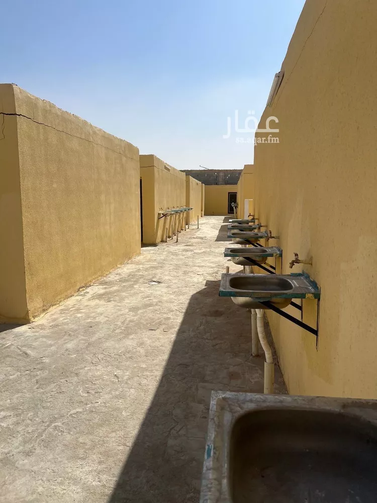 عمارة للإيجار في شارع يوسف بن أبي الشكر, حي الرمال, مدينة الرياض, منطقة الرياض صورة 2
