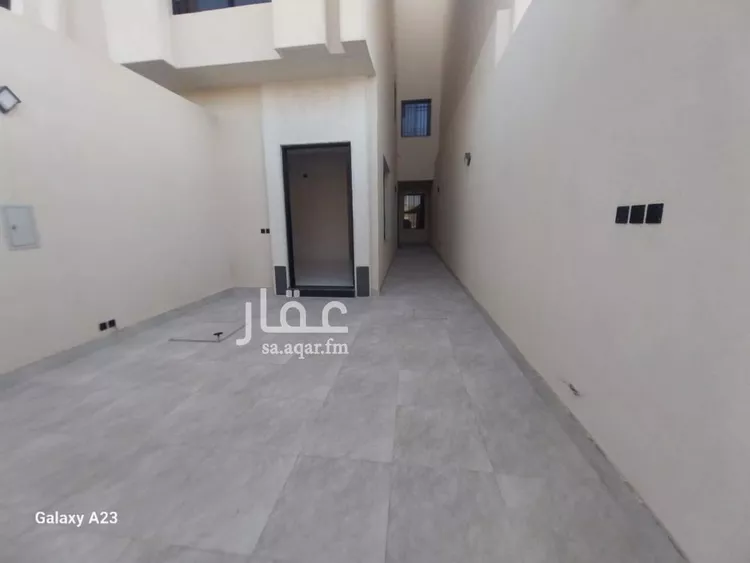 دور للبيع في شارع ابن المعري, حي العوالي, مدينة الرياض, منطقة الرياض صورة 4
