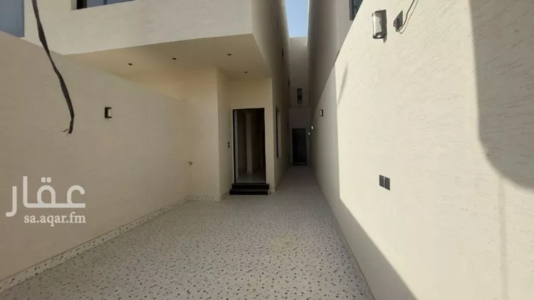دور للبيع في شارع رفاعه بن شداد, حي طويق, مدينة الرياض, منطقة الرياض صورة 3