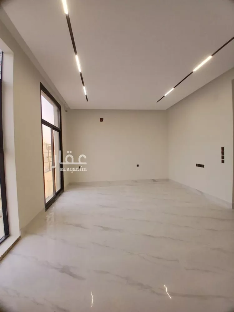 فيلا للبيع في شارع يحيى بن ظهيره, حي العوالي, مدينة الرياض, منطقة الرياض صورة 2