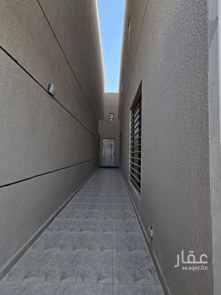 دور للبيع في شارع ابن المعري, حي العوالي, مدينة الرياض, منطقة الرياض صورة 4