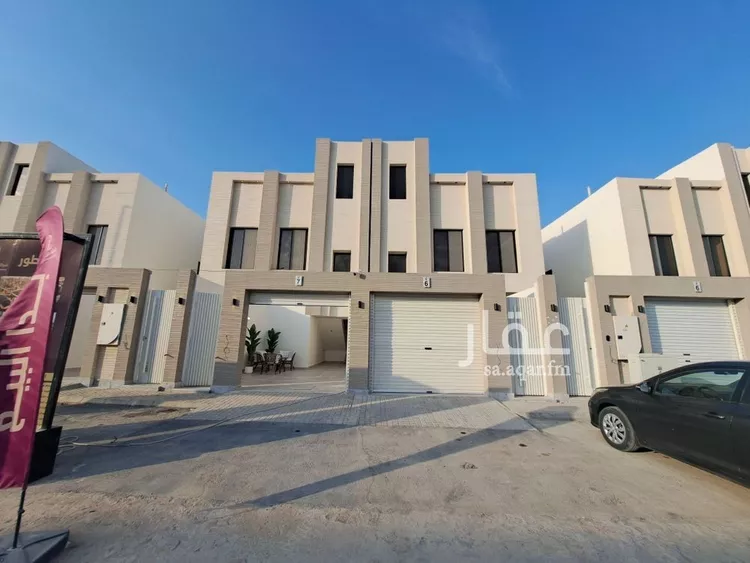 دور للبيع في شارع حامد عبدالحفيظ, حي عكاظ, مدينة الرياض, منطقة الرياض صورة 2