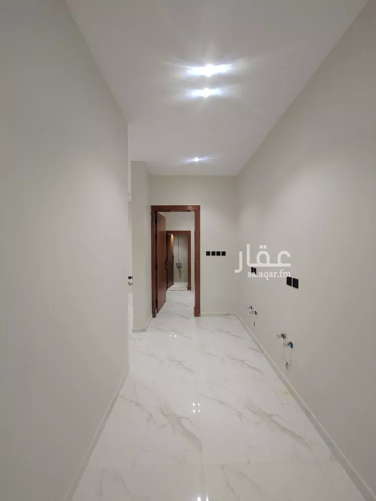 دور للبيع في شارع المديد, حي الحزم, مدينة الرياض, منطقة الرياض صورة 5