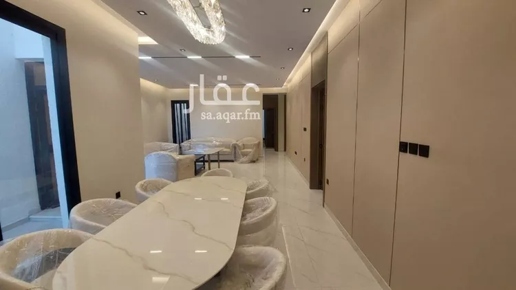 دور للبيع في شارع حسين الأبريقي, حي عكاظ, مدينة الرياض, منطقة الرياض صورة 2