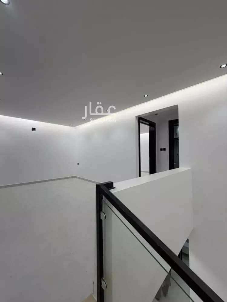 فيلا للبيع في شارع لينة, حي شبرا, مدينة الرياض, منطقة الرياض صورة 2