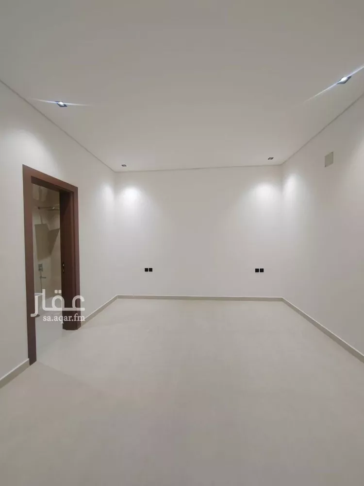 دور للبيع في شارع طفيلة, حي الحزم, مدينة الرياض, منطقة الرياض 13