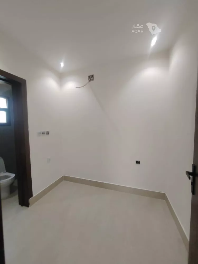 فيلا للبيع في شارع النقال, حي طويق, مدينة الرياض, منطقة الرياض 18