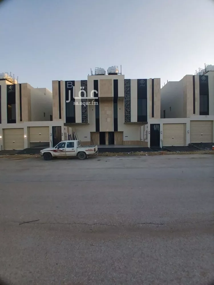 دور للبيع في شارع عمران بن السعادات, حي طويق, مدينة الرياض, منطقة الرياض صورة 2