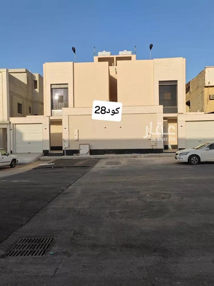 Villa for Sale in Riyadh Al Uraija Al Gharbiyah
