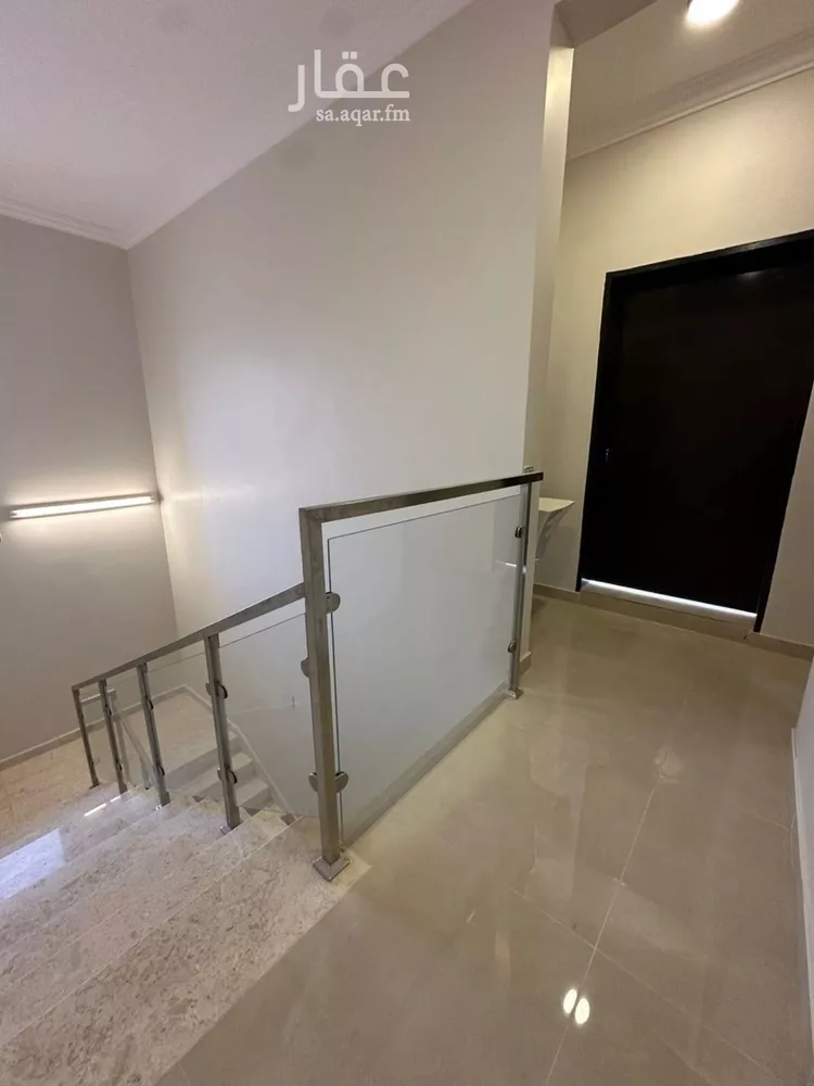 دور للبيع في شارع بعلبك, حي عكاظ, مدينة الرياض, منطقة الرياض صورة 3