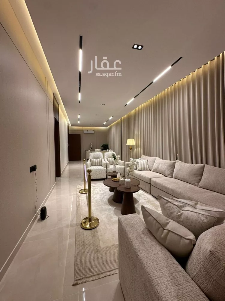 دور للبيع في شارع بعلبك, حي عكاظ, مدينة الرياض, منطقة الرياض صورة 4