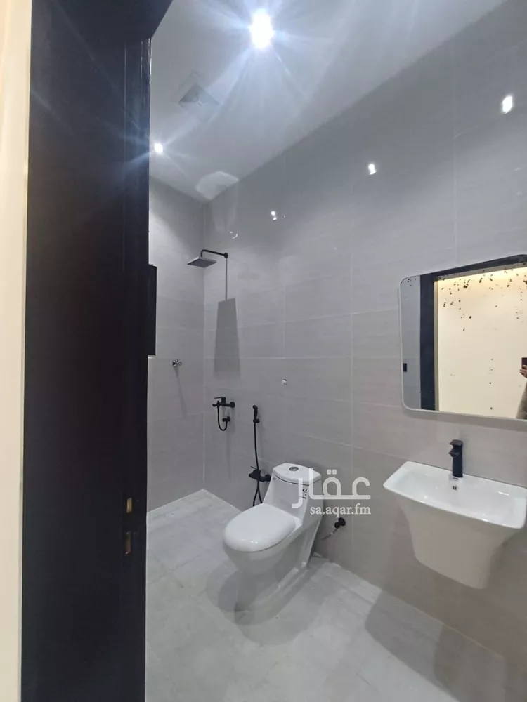 دور للبيع في شارع وادي أبي كبير, حي أحد, مدينة الرياض, منطقة الرياض صورة 5