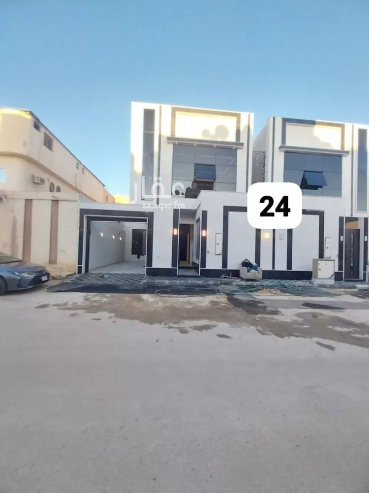 Villa for Sale in Riyadh Al Uraija Al Gharbiyah