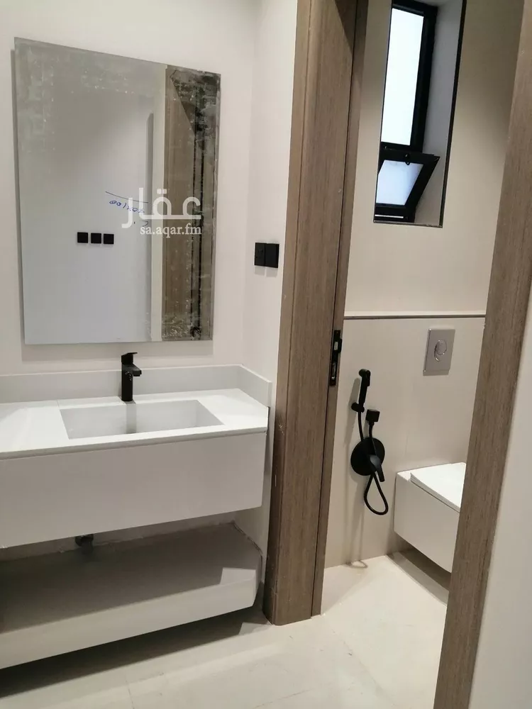 دور للبيع في شارع الدكنة, حي السويدي, مدينة الرياض, منطقة الرياض 8