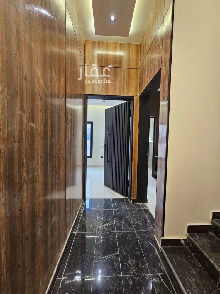 Floor for Sale in Riyadh Tuwaiq صورة 3