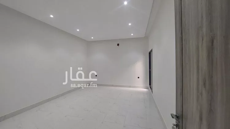 دور للبيع في شارع غانم المخزومي, حي العريجاء الغربي, مدينة الرياض, منطقة الرياض صورة 4