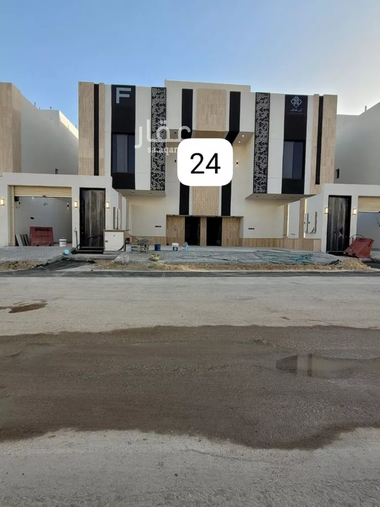 Floor for Sale in Riyadh Tuwaiq