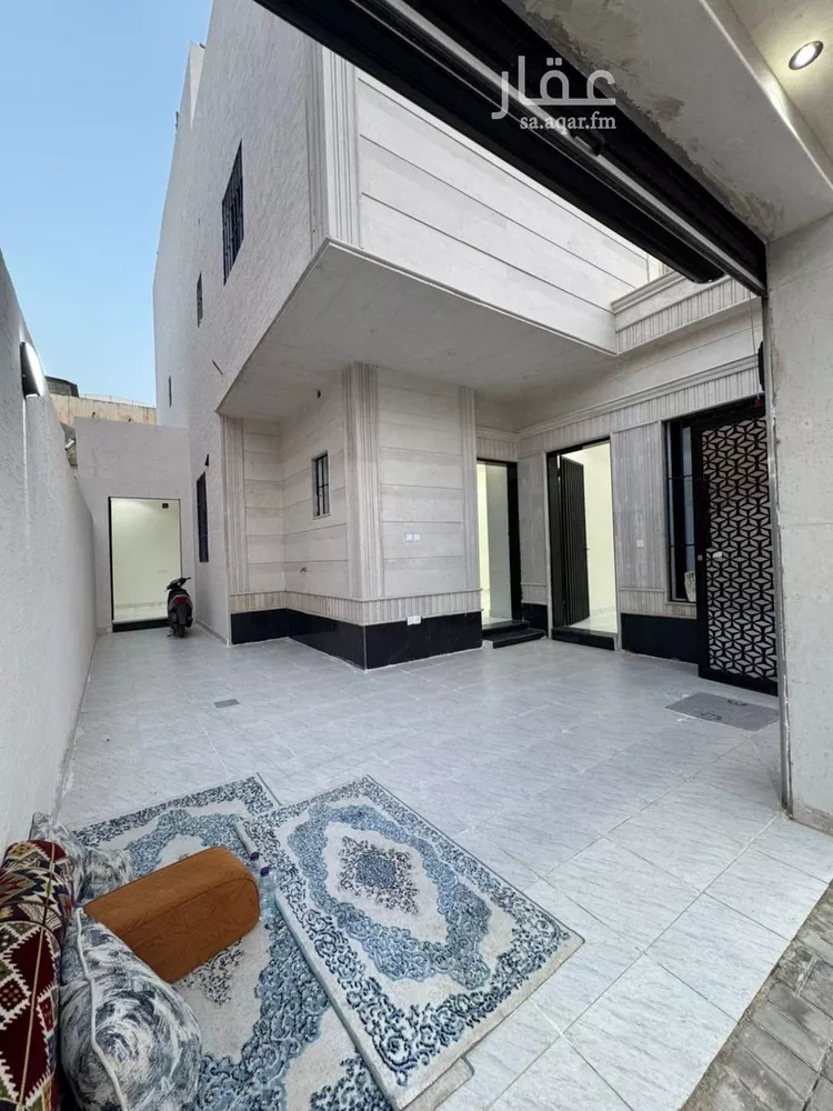فيلا للبيع في شارع يحيى بن أبي المعالي, حي العريجاء الغربي, مدينة الرياض, منطقة الرياض صورة 5