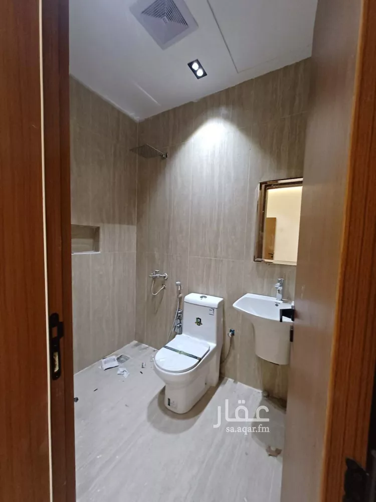 Floor for Sale in Riyadh Tuwaiq صورة 5