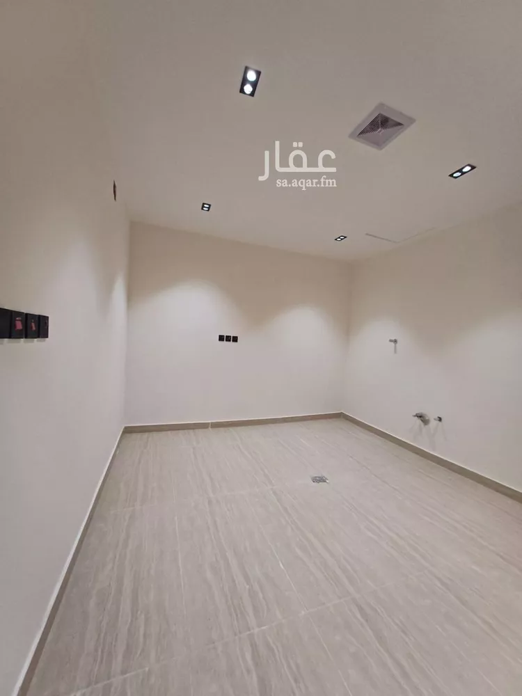 دور للبيع في شارع نجم الدين الأيوبي, حي طويق, مدينة الرياض, منطقة الرياض 15