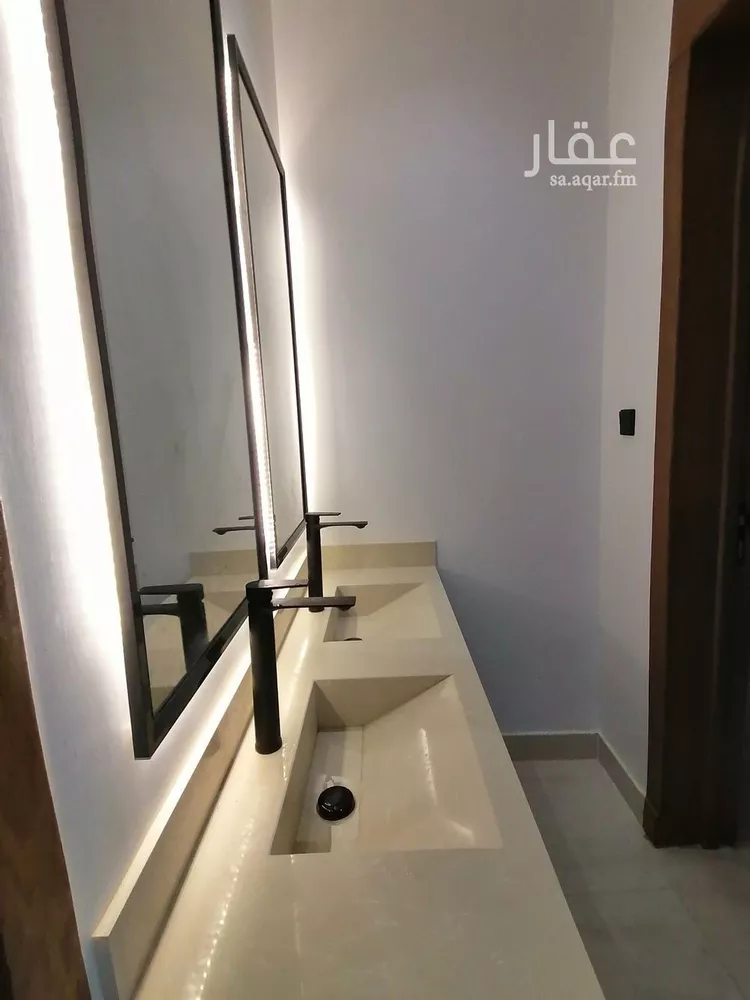 فيلا للبيع في شارع الشباب, حي طويق, مدينة الرياض, منطقة الرياض 14