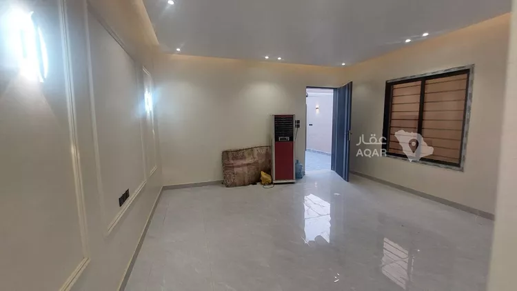 دور للبيع في شارع الزنكلوني, حي عكاظ, مدينة الرياض, منطقة الرياض صورة 2