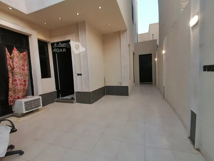 فيلا للبيع في شارع عبدالله بن دخيل, حي العريجاء الغربي, مدينة الرياض, منطقة الرياض 11