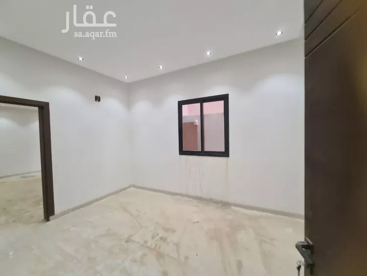 دور للبيع في شارع حسين الأبريقي, حي عكاظ, مدينة الرياض, منطقة الرياض صورة 5
