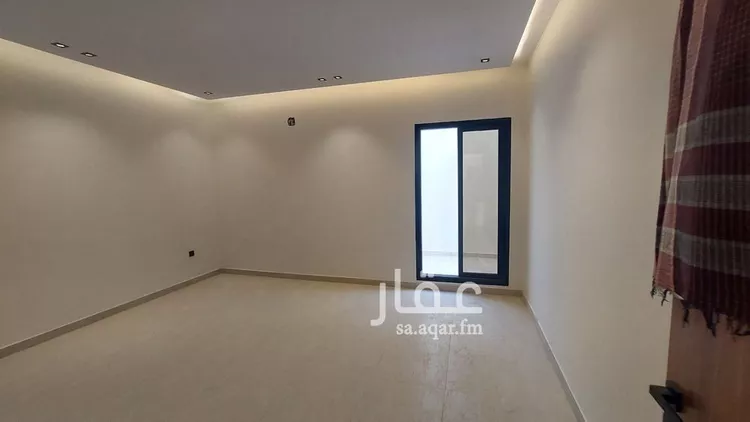 دور للبيع في شارع حامد القاري, حي عكاظ, مدينة الرياض, منطقة الرياض صورة 2
