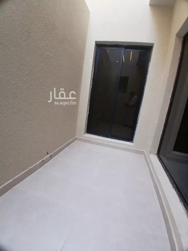 دور للبيع في شارع ابن الحطاب, حي العوالي, مدينة الرياض, منطقة الرياض صورة 2