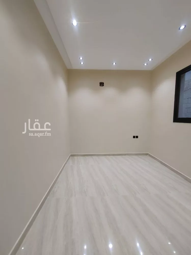 فيلا للبيع في شارع زهير بن قـيس, حي العريجاء الغربي, مدينة الرياض, منطقة الرياض صورة 5