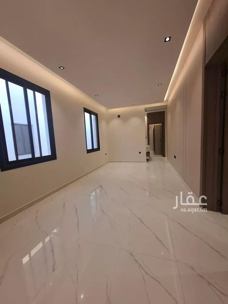 دور للبيع في شارع يعقوب بن أبي الفضل, حي عكاظ, مدينة الرياض, منطقة الرياض صورة 4