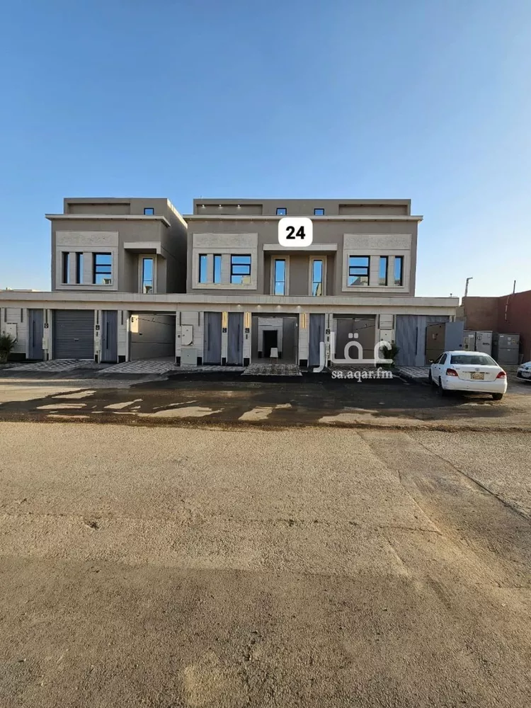دور للبيع في شارع ابن المعري, حي العوالي, مدينة الرياض, منطقة الرياض