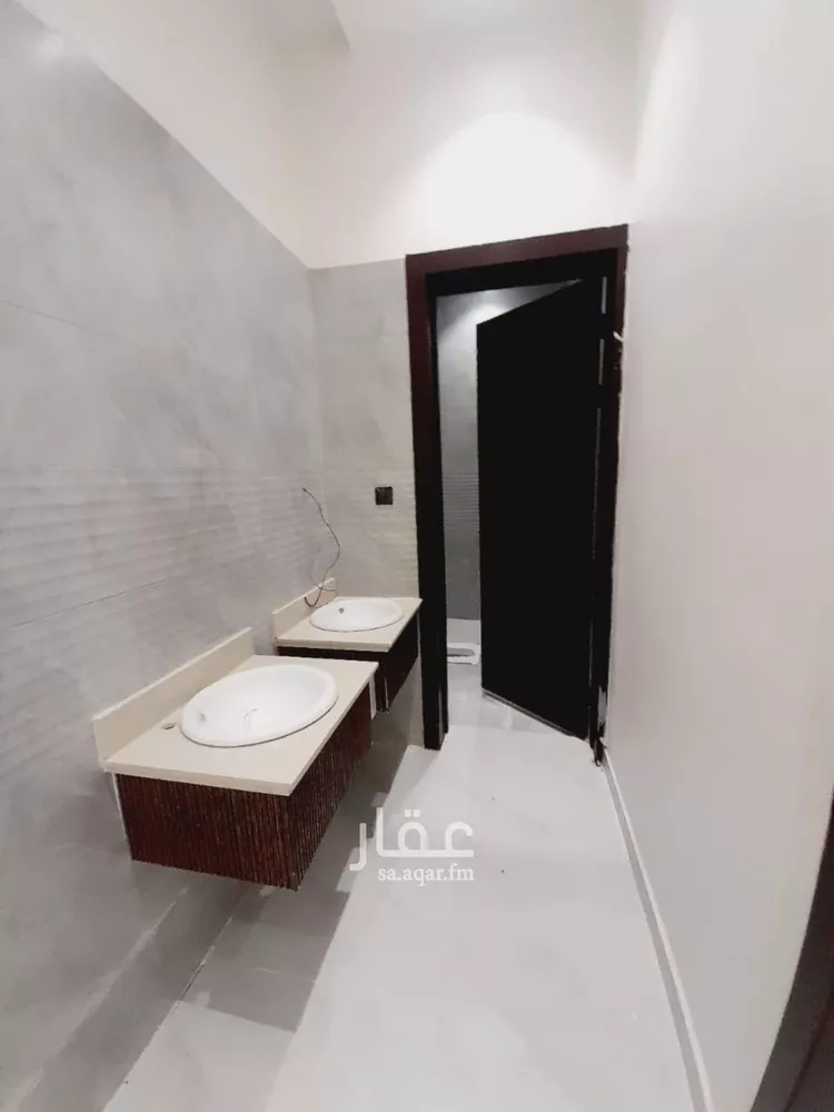 دور للبيع في حي عكاظ, مدينة الرياض, منطقة الرياض صورة 3