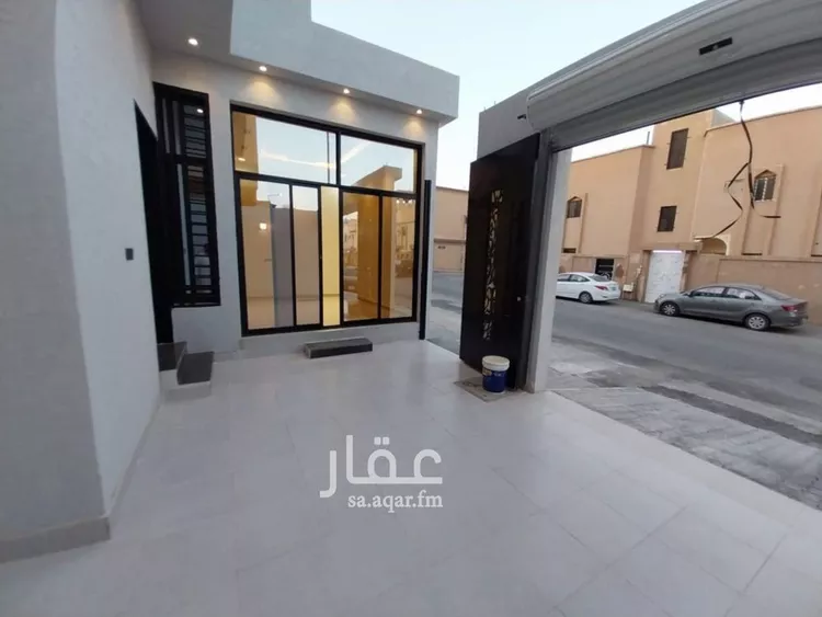 فيلا للبيع في شارع خارجة بن خذاقة, حي العريجاء الأوسط, مدينة الرياض, منطقة الرياض صورة 4