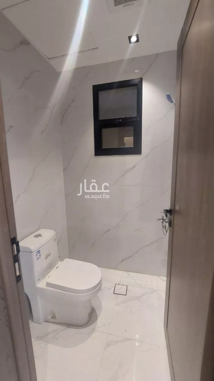 دور للبيع في شارع خيمر, حي عكاظ, مدينة الرياض, منطقة الرياض صورة 5