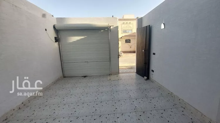 دور للبيع في شارع غانم المخزومي, حي العريجاء الغربي, مدينة الرياض, منطقة الرياض صورة 5
