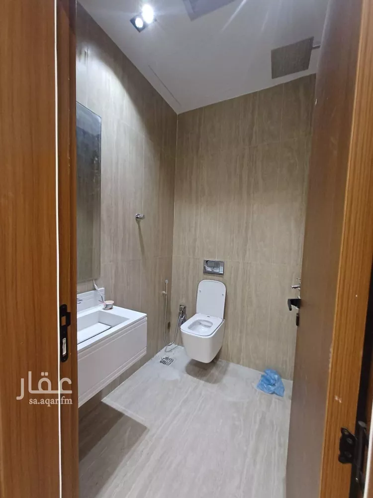 دور للبيع في شارع نجم الدين الأيوبي, حي طويق, مدينة الرياض, منطقة الرياض 11