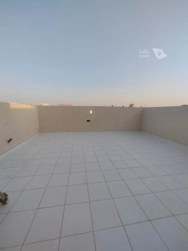 فيلا للبيع في شارع زينب بنت عبدالرحمن, حي العريجاء الأوسط, مدينة الرياض, منطقة الرياض 19