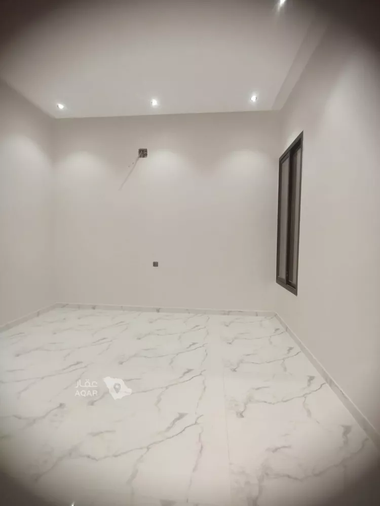 Floor for Sale in Riyadh Tuwaiq صورة 3