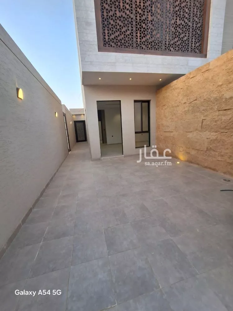 دور للبيع في شارع بشير بن صفوان, حي طويق, مدينة الرياض, منطقة الرياض صورة 3