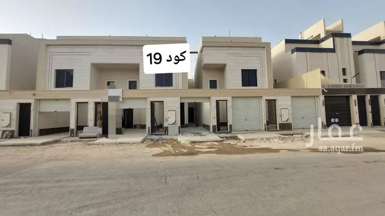 دور للبيع في شارع المرهف القيسي, حي طويق, مدينة الرياض, منطقة الرياض