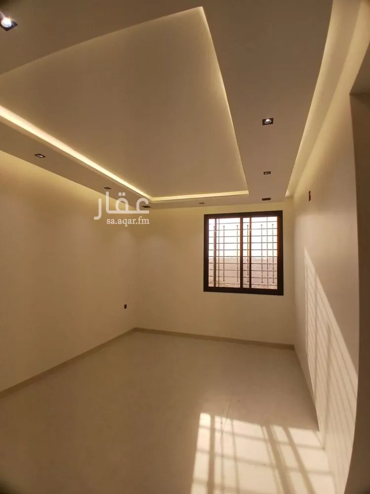 دور للبيع في شارع الملعب, حي الحزم, مدينة الرياض, منطقة الرياض صورة 4