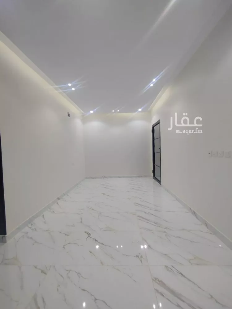 فيلا للبيع في شارع سراقة البارقي, حي العريجاء الغربي, مدينة الرياض, منطقة الرياض صورة 2