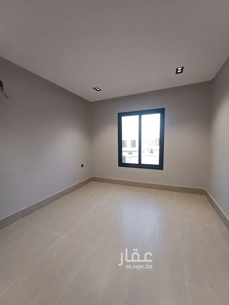 فيلا للبيع في شارع ابن الطيلسان القرطبي, حي عكاظ, مدينة الرياض, منطقة الرياض صورة 4