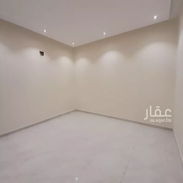 دور للبيع في حي عكاظ, مدينة الرياض, منطقة الرياض صورة 5