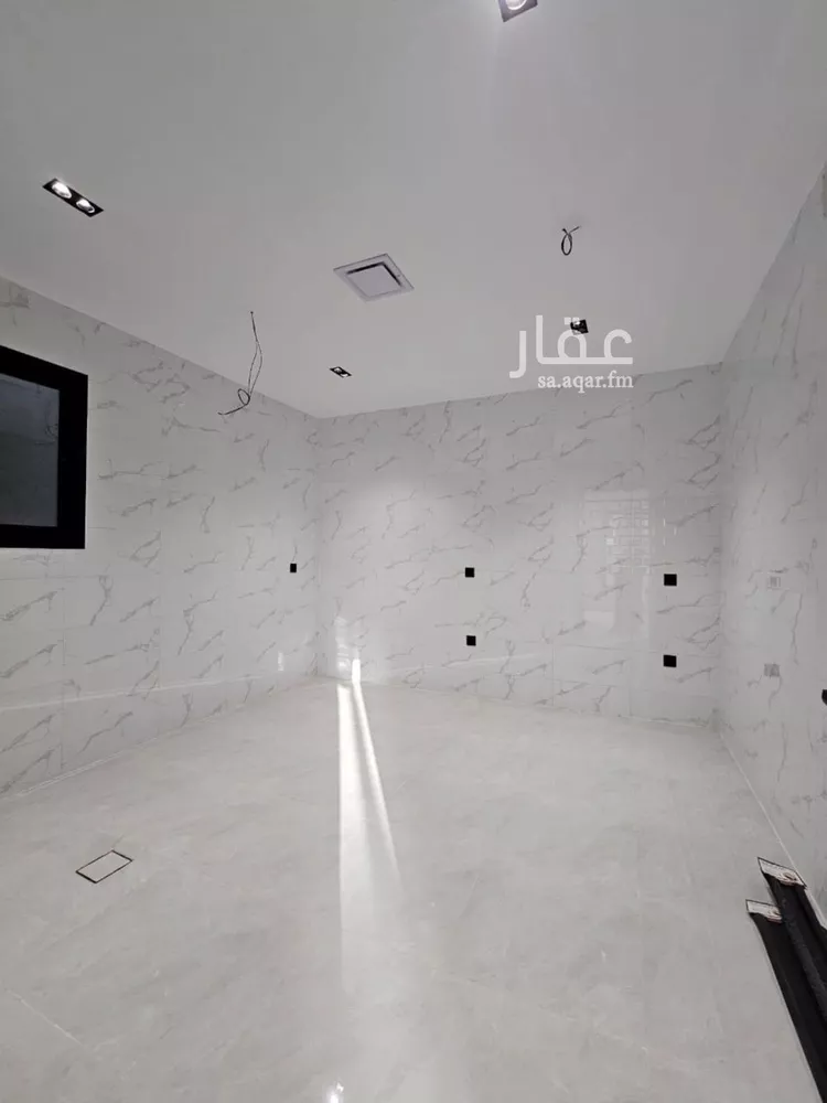 Floor for Sale in Riyadh Tuwaiq صورة 4
