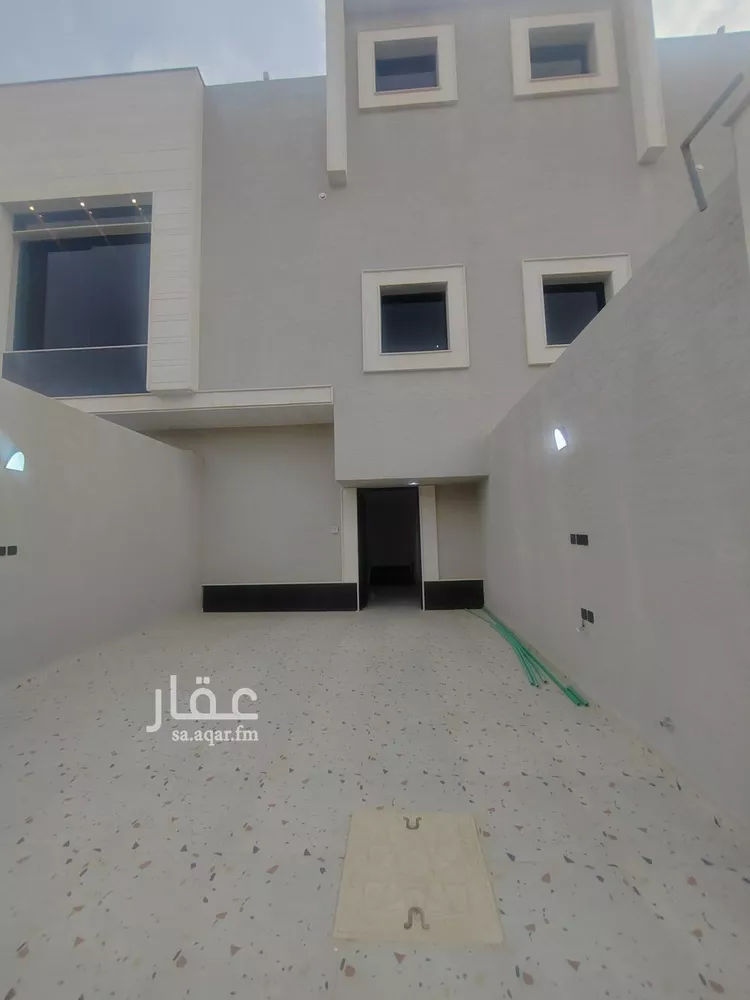 دور للبيع في شارع أبي الخير القزويني, حي ظهرة البديعة, مدينة الرياض, منطقة الرياض صورة 3